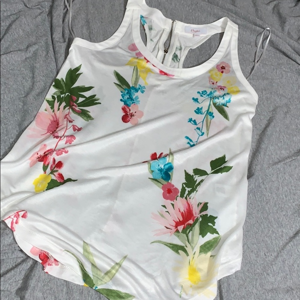 Floral tank with zip closure in back